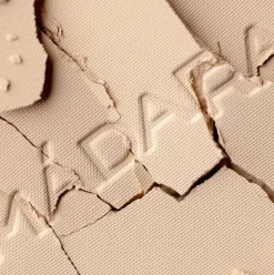 Air Equal Soft Silk Mineral Powder | Madara