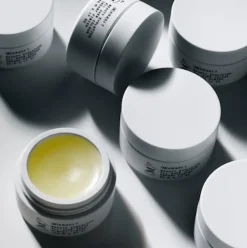 All Over Shine GLOSSY FINISH - MANASI 7 - Highlighter in Cristallo und Kaito