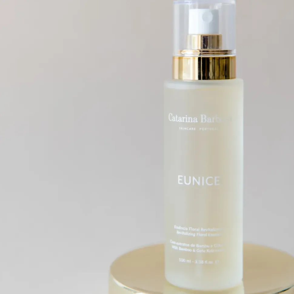 EUNICE - Feuchtigkeitsspender mit Hyaluron, Peptiden, Gotu Kola
