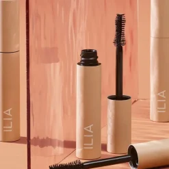 Fullest Voluminizing Mascara - ILIA - schwarze Wimperntusche