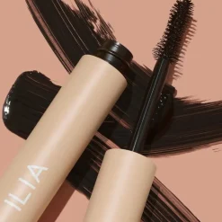 Fullest Voluminizing Mascara - ILIA - schwarze Wimperntusche
