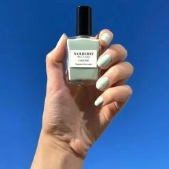 L'Oxygéné Nailberry Nagellack - Wild Sage (Frühjahrskollektion 2024)