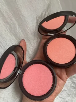 Luminescence ~ strahlendes Rouge und Highlighter in einem, in 2 Nuancen