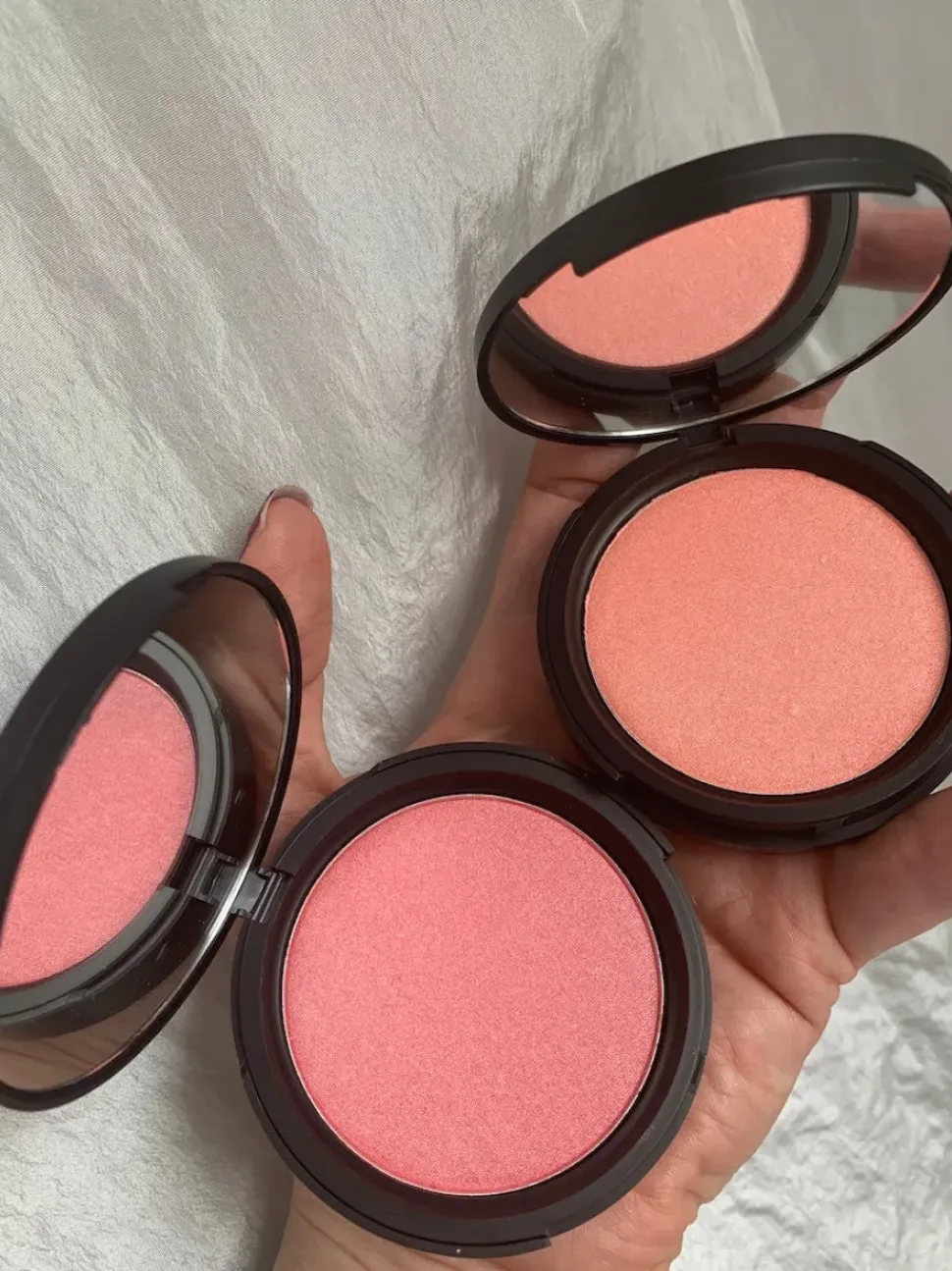 Luminescence ~ strahlendes Rouge und Highlighter in einem, in 2 Nuancen