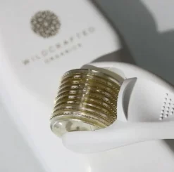 Micro Needle Dermal Roller | Wildcrafted Organics - 0,5 mm