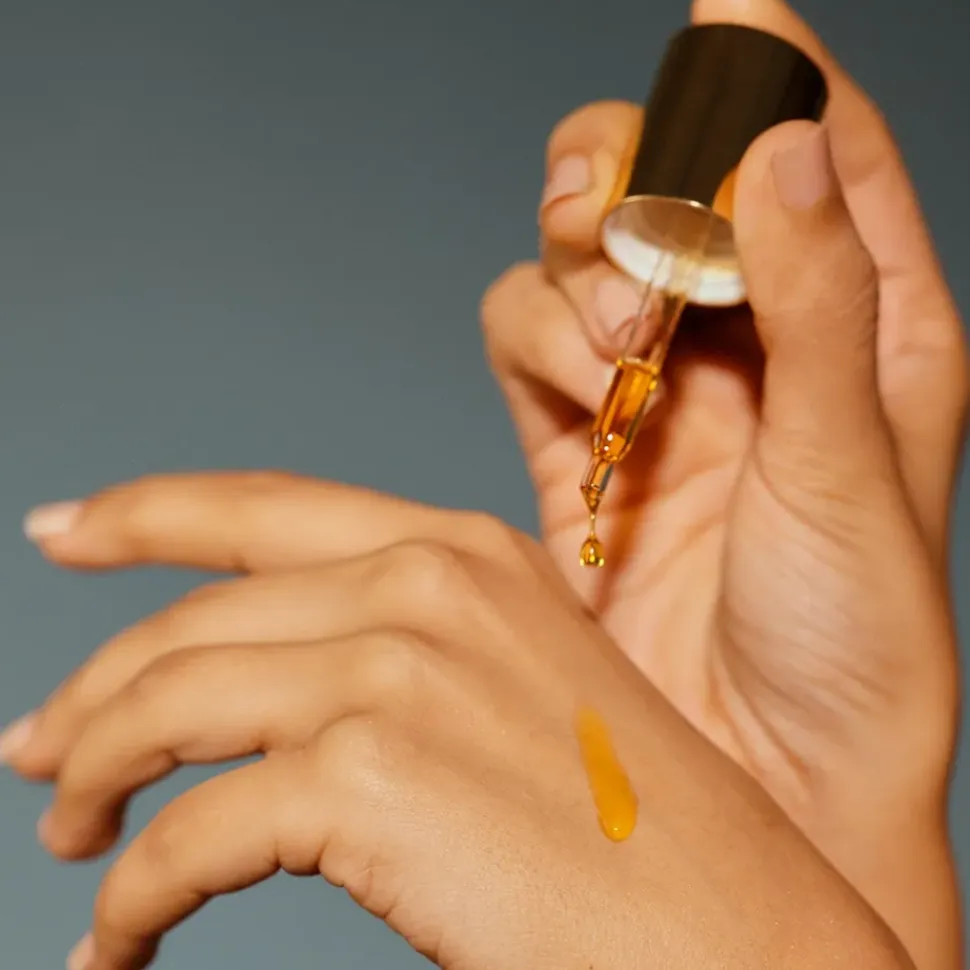 Radiant Rani - nährendes Anti Aging-Serum mit Safran