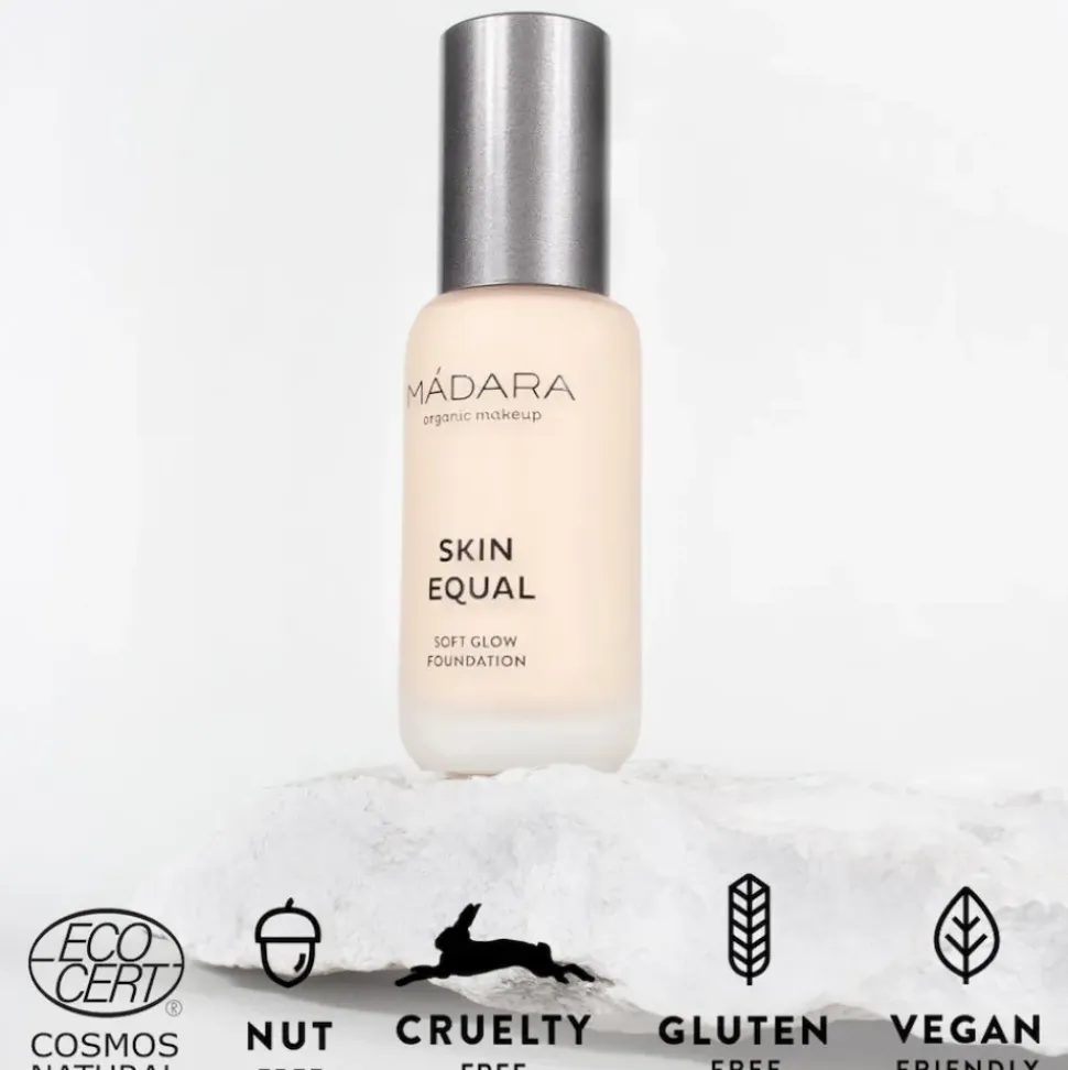 Skin Equal Foundation - Glowy Make-up