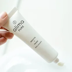 Smooth + Prime - leichte Makeup-Base für bessere Haltbarkeit